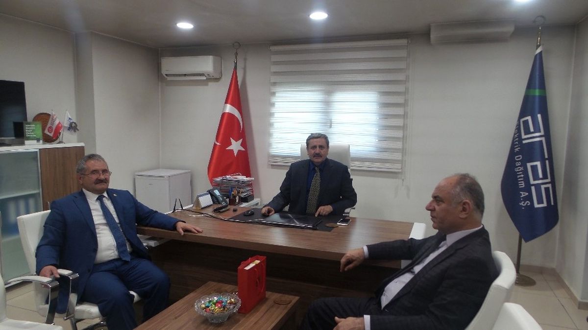İlçe Belediye Başkanlarından Aras\'a Hizmet Teşekkürü