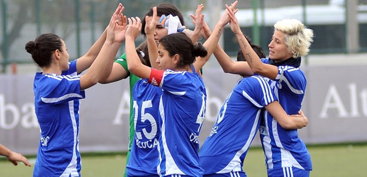 Konak Belediyespor Kireçburnu\'na Karşı