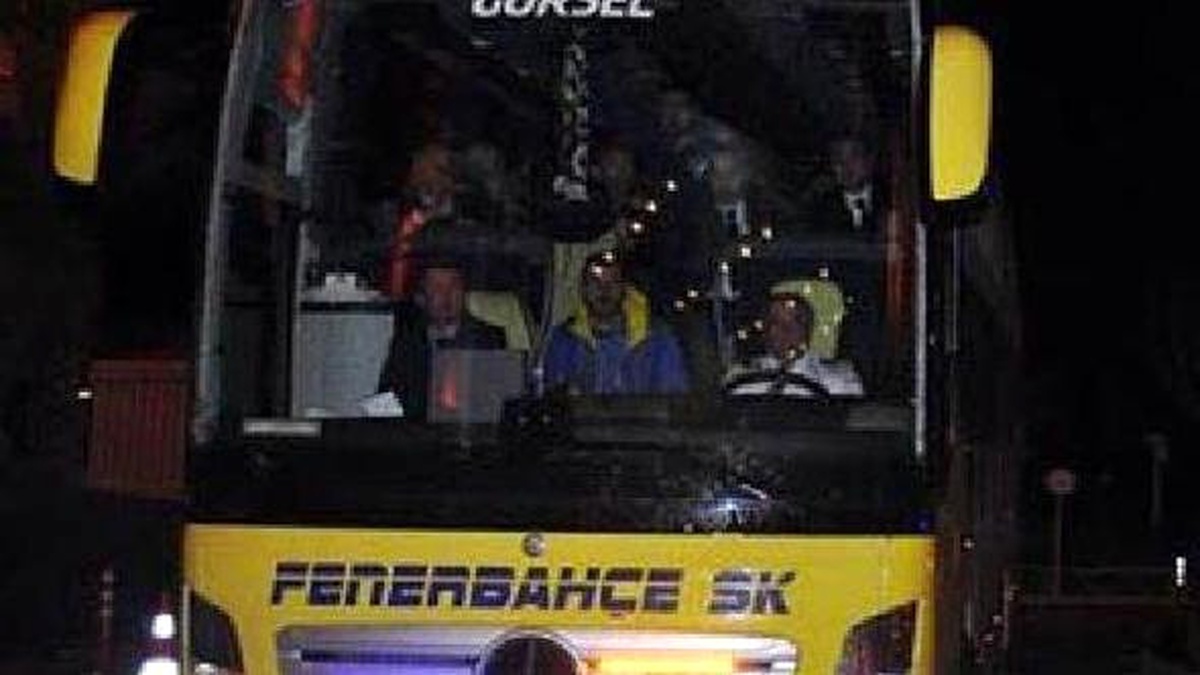 Mehmet Topal\'a Elle Attın Tepkisi
