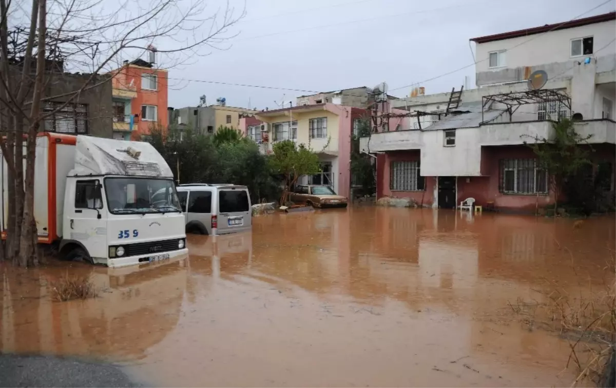Meteoroloji Mersin ve Adana İçin "Sel" Uyarısı Yaptı