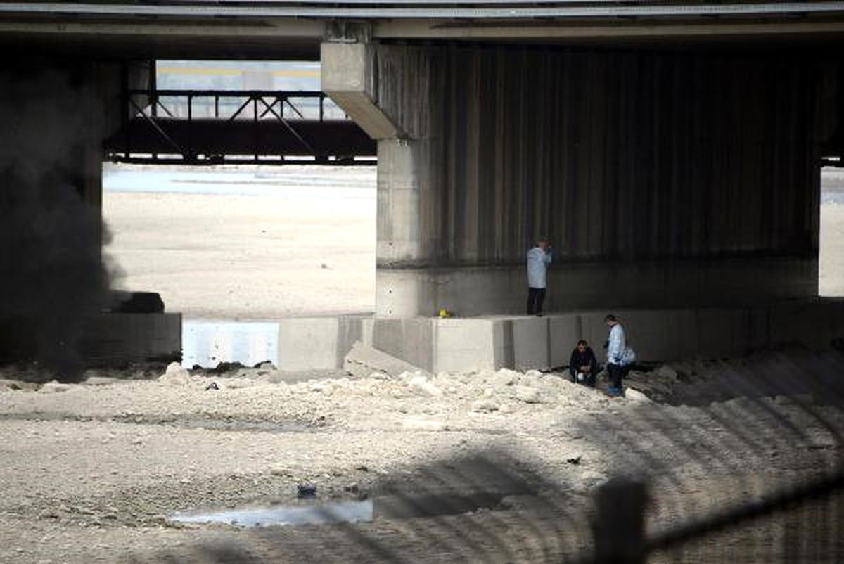 Nehirde Bulunan El Bombası İmha Edildi