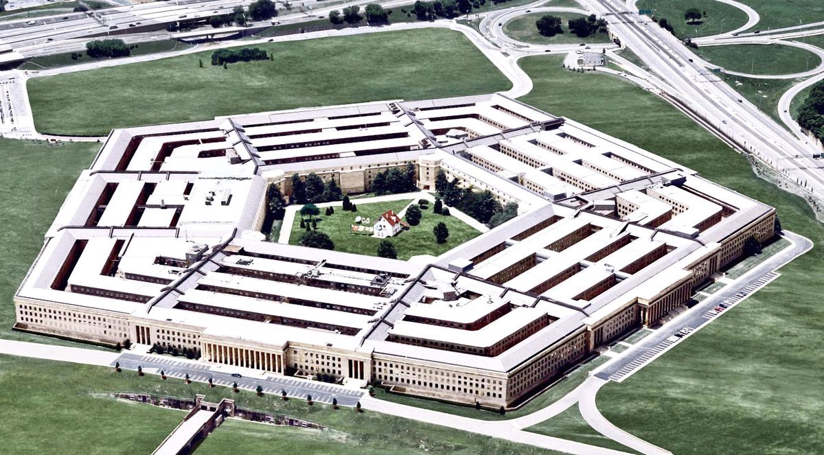 Pentagon\'un Rosoboroneksport ile İşbirliği Yasaklandı