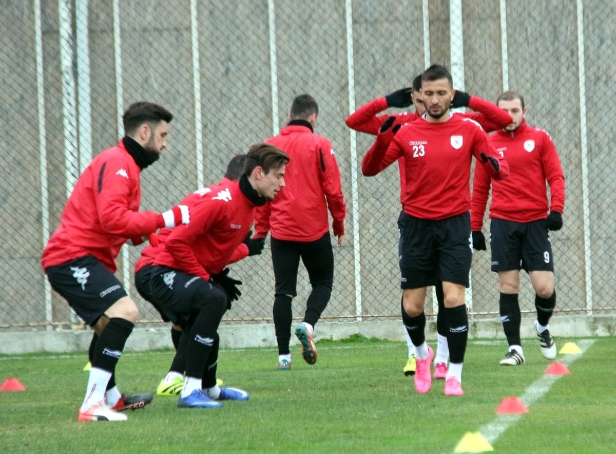 Samsunspor ile Gaziantep Bbsk 21. Randevuya Çıkacak