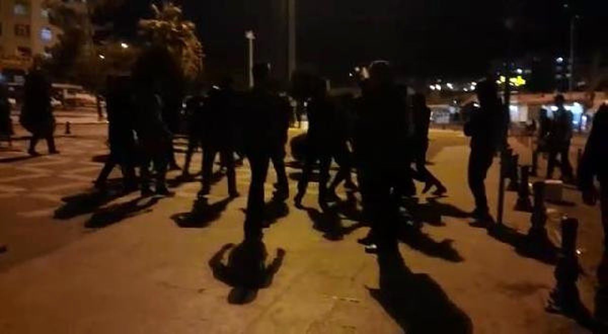 Şanlıurfa\'da Suriyeliler Kavga Etti: 3 Yaralı