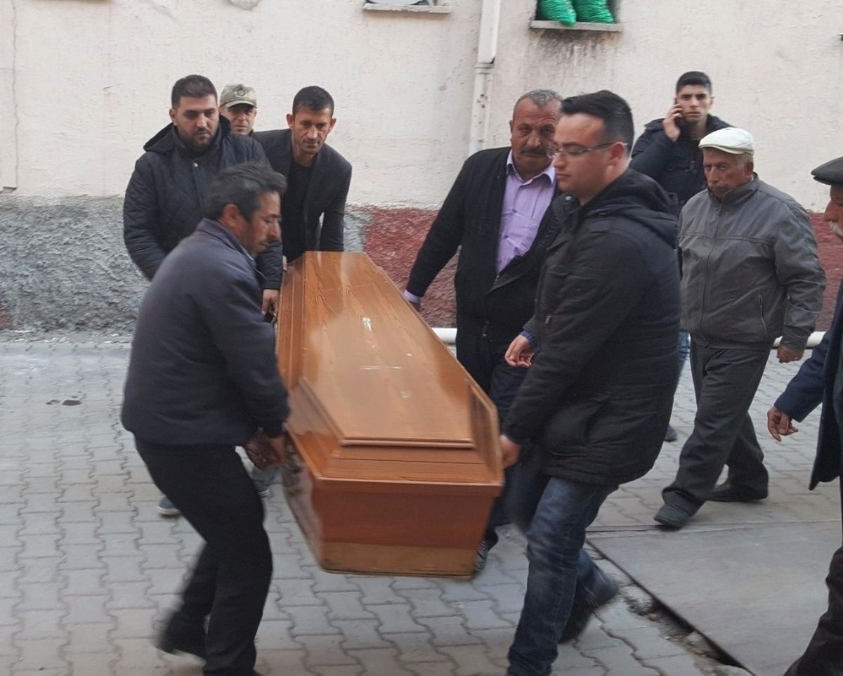 Yaşlı Kadın Banyoda Ölü Bulundu