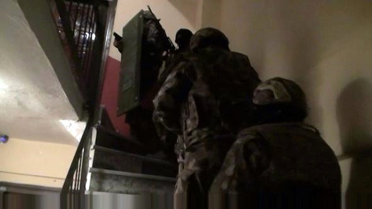 "Alo 140"a Gelen İhbarla Terör Operasyonu: 2 Lojistikçi Yakalandı