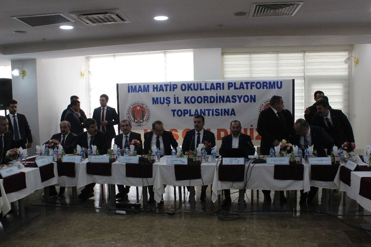 Bakan Tüfenkci\'den Hollanda\'ya Uçak Tepkisi