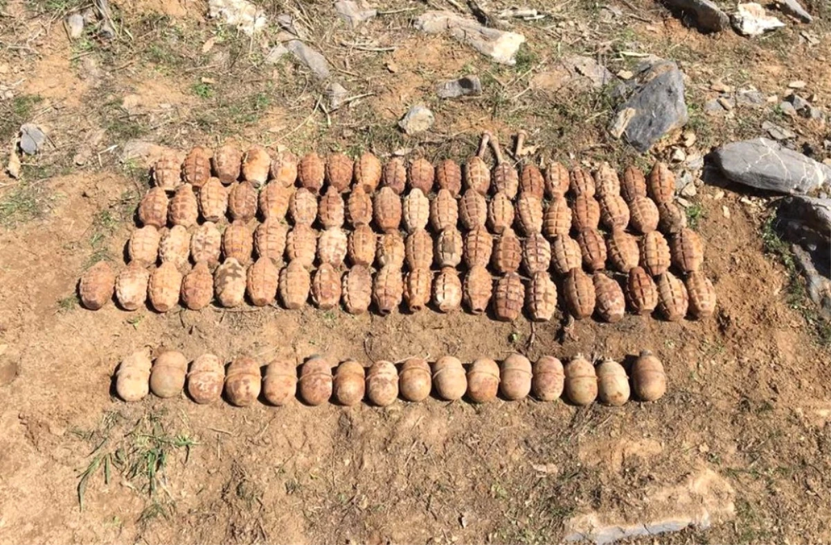 Batman\'da PKK\'nın Zulası Patlatıldı! 93 El Bombası Ele Geçirildi