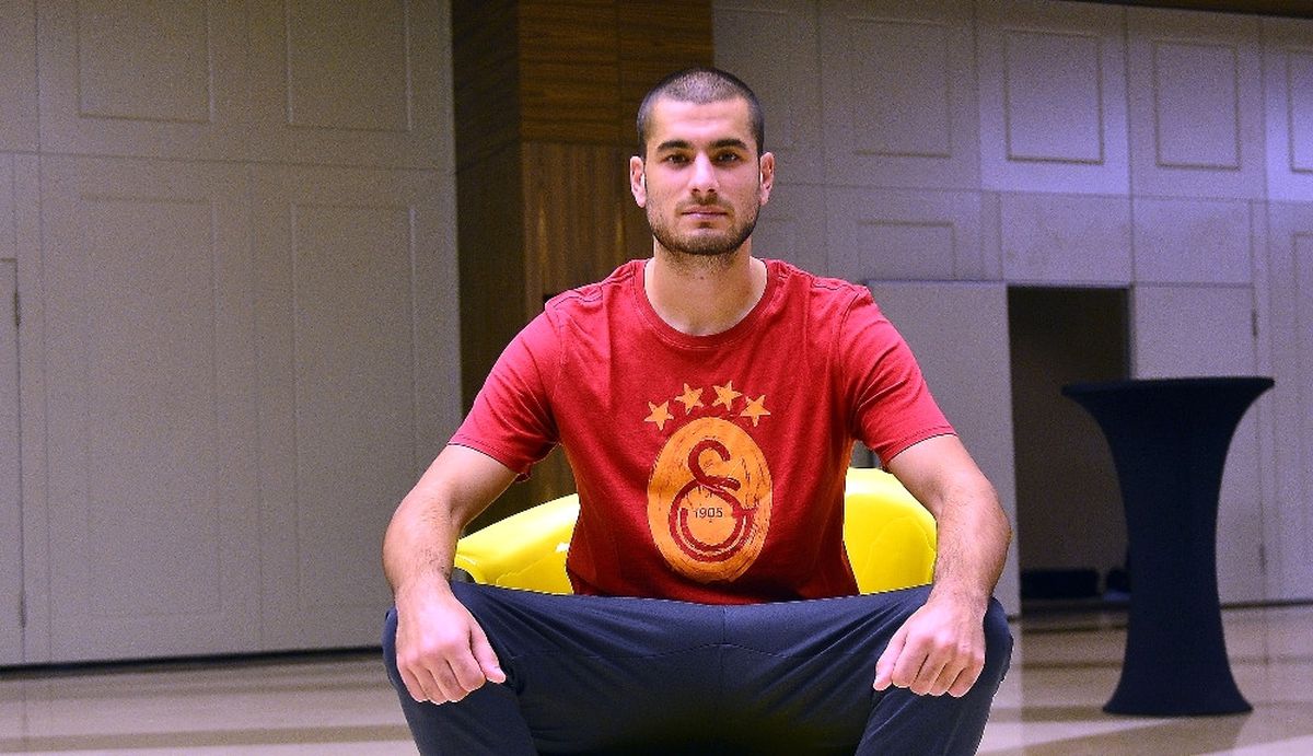 Eren Derdiyok ve Luis Cavanda Sağlık Durumu
