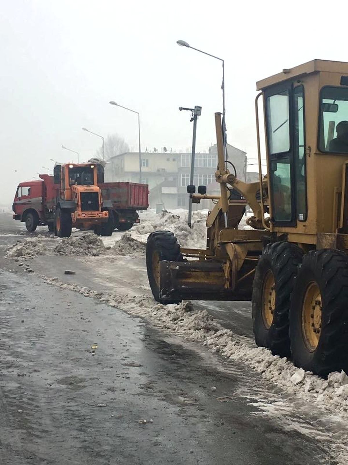 Güroymak\'ta Kar ve Çevre Temizliği