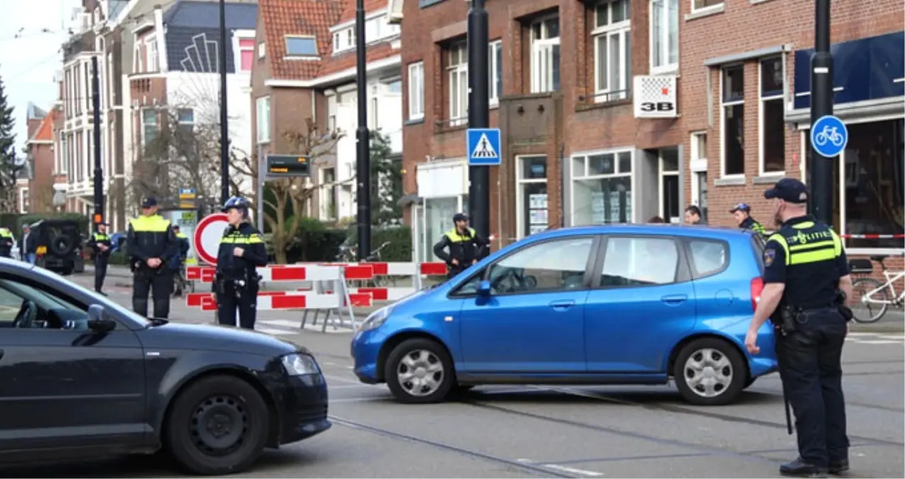 Hollanda Polisi, Bakan Kaya\'yı Engellemek İçin Bütün Yolları Kapattı