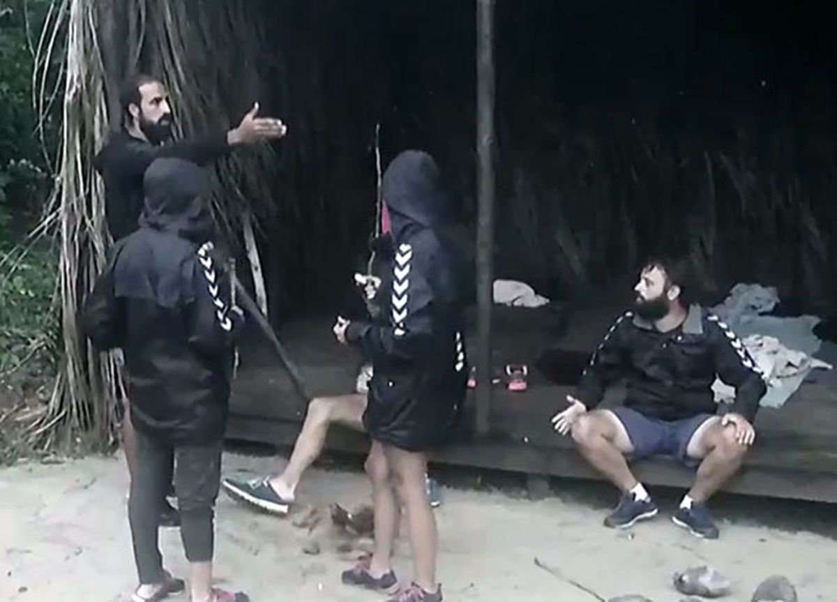 Ödül Oyunu Sonrası Gönüllüler Adası Karıştı! "Tartışmaya Geldik"
