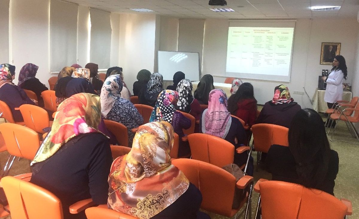 Pursalar\'da Evlilikte Sağlıklı İletişim Konusu Ele Alındı