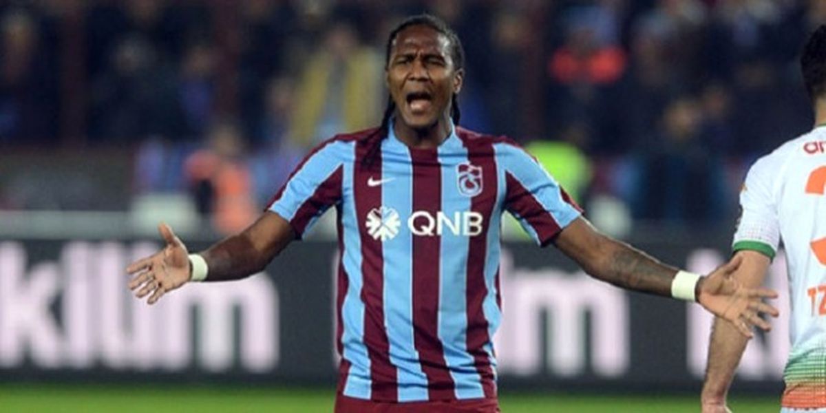 Rodallega\'da Akhisar Heyecanı!