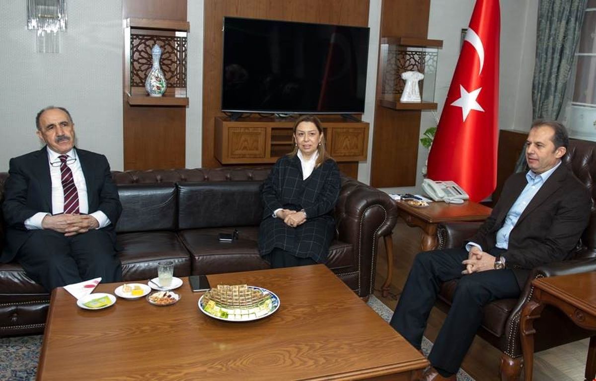 AK Parti Genel Başkan Yardımcısı Çalık\'tan Vali Yaşyapan\'a Ziyaret