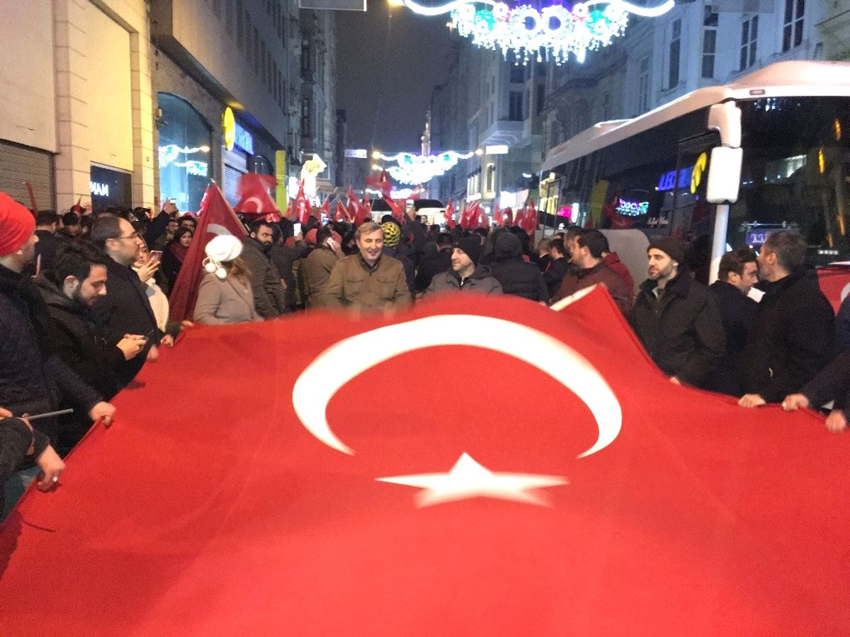 Ak Partili Külünk: "Bugün Avrupa\'da Irkçı Faşizmin Kendi Vardır"