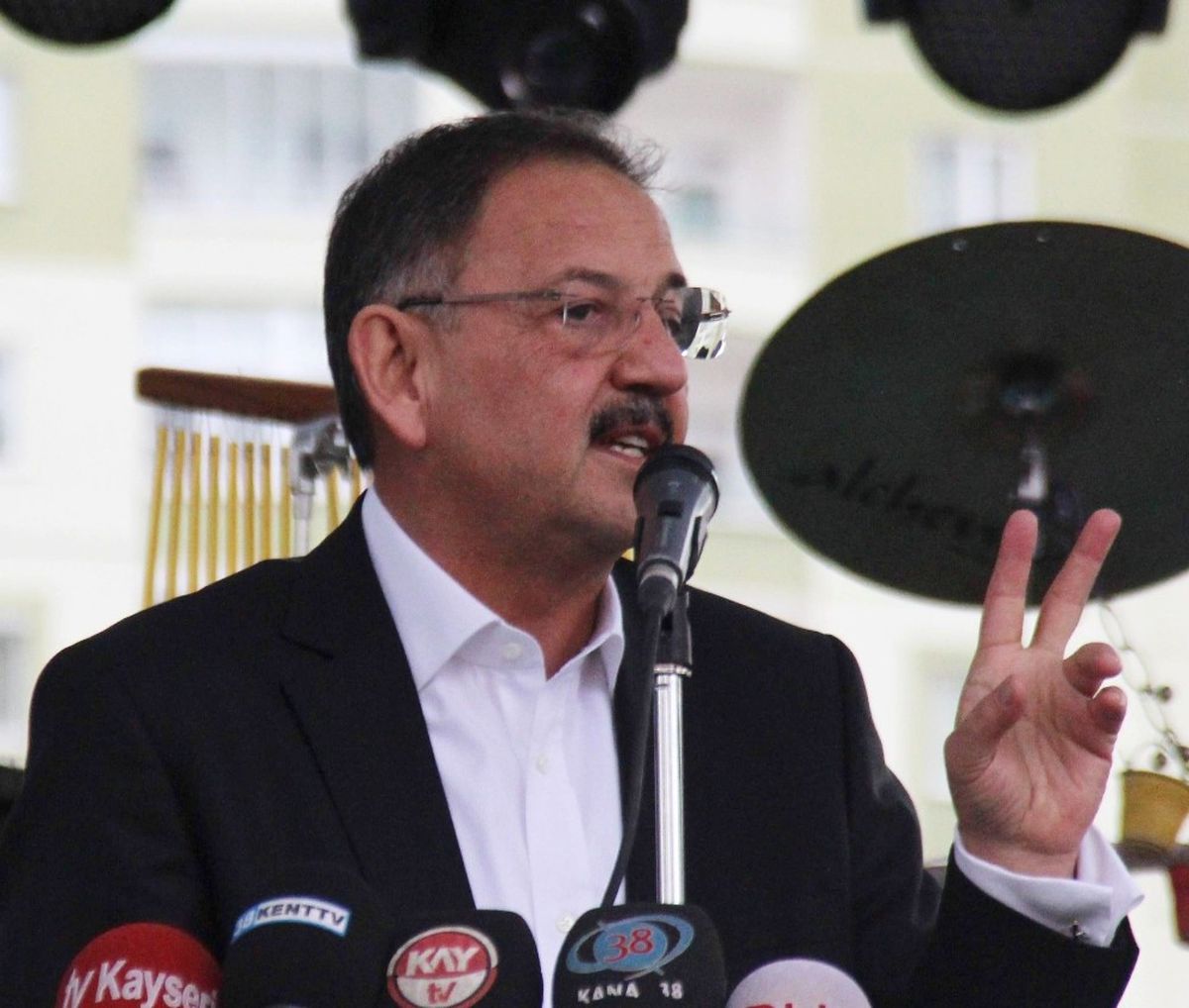Bakan Özhaseki\'den Hollanda\'ya Tepki: "Bu Ne Kitapsızlıktır, Bu Ne İkiyüzlülüktür?"