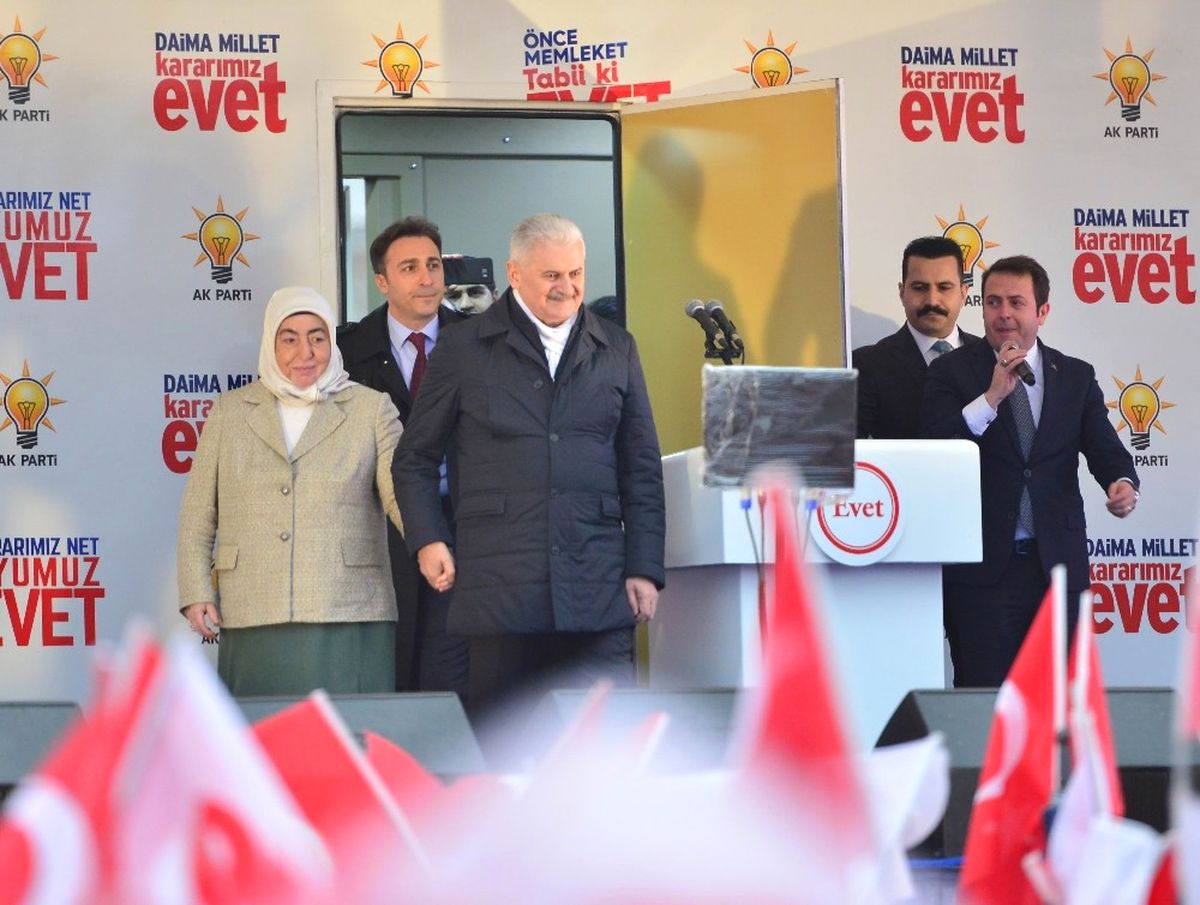 Başbakandan CHP\'yi Tek Adamlıktan Kurtarma Teklifi...