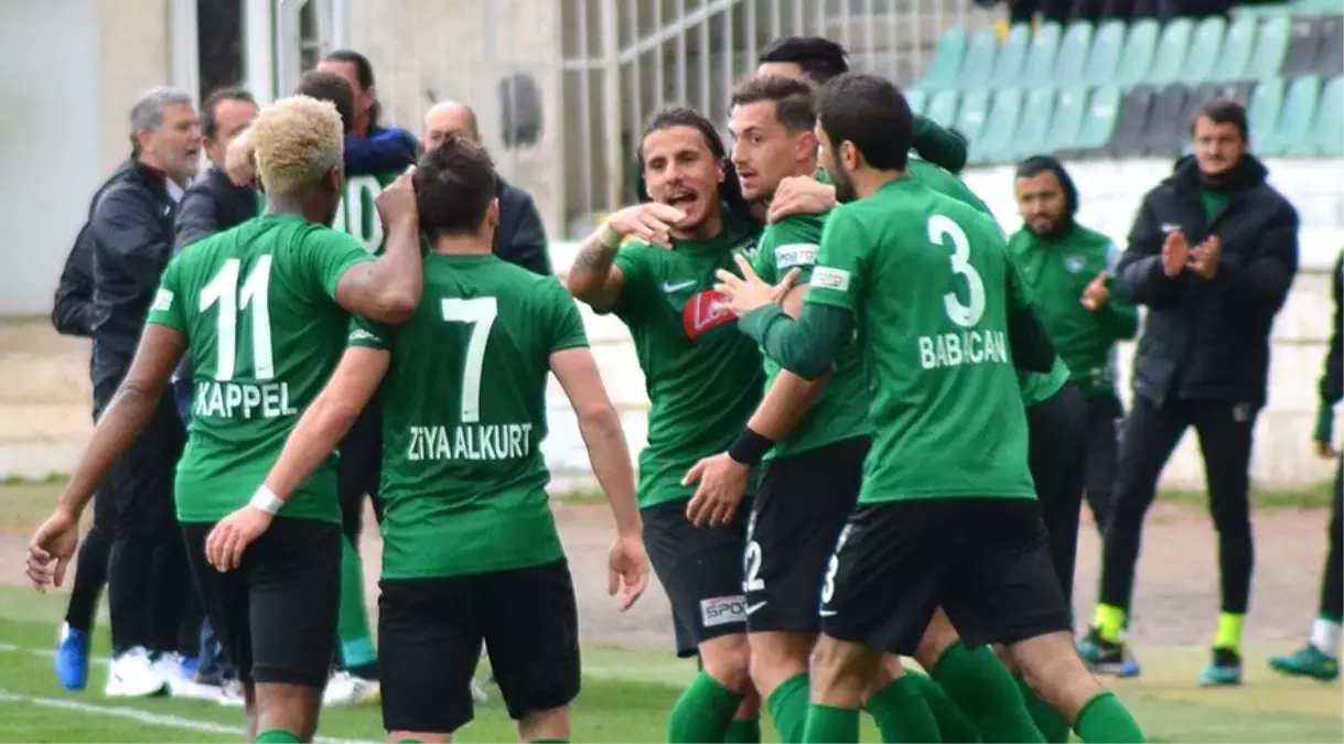 Denizlispor\'da Bayram Var