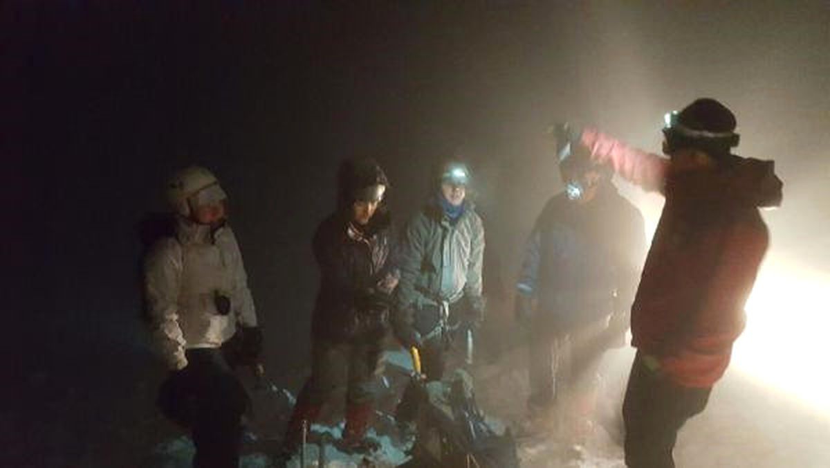 Dha Yurt - Jandarma, Uludağ\'da Mahsur Kalan 4 Üniversite Öğrencisini Kurtardı
