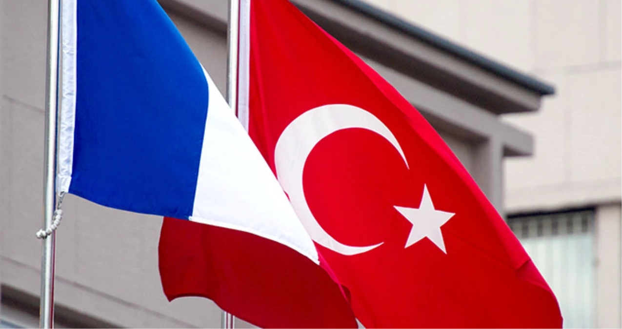 Fransa, Türkiye ve Hollanda\'yı Soğukkanlılığa Davet Etti