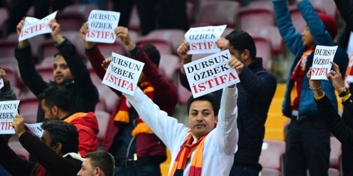 Galatasaray\'da Protesto Üstüne Protesto