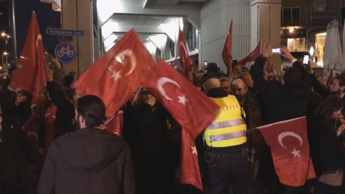 İstanbul, Ankara ve Rotterdam\'da Protesto