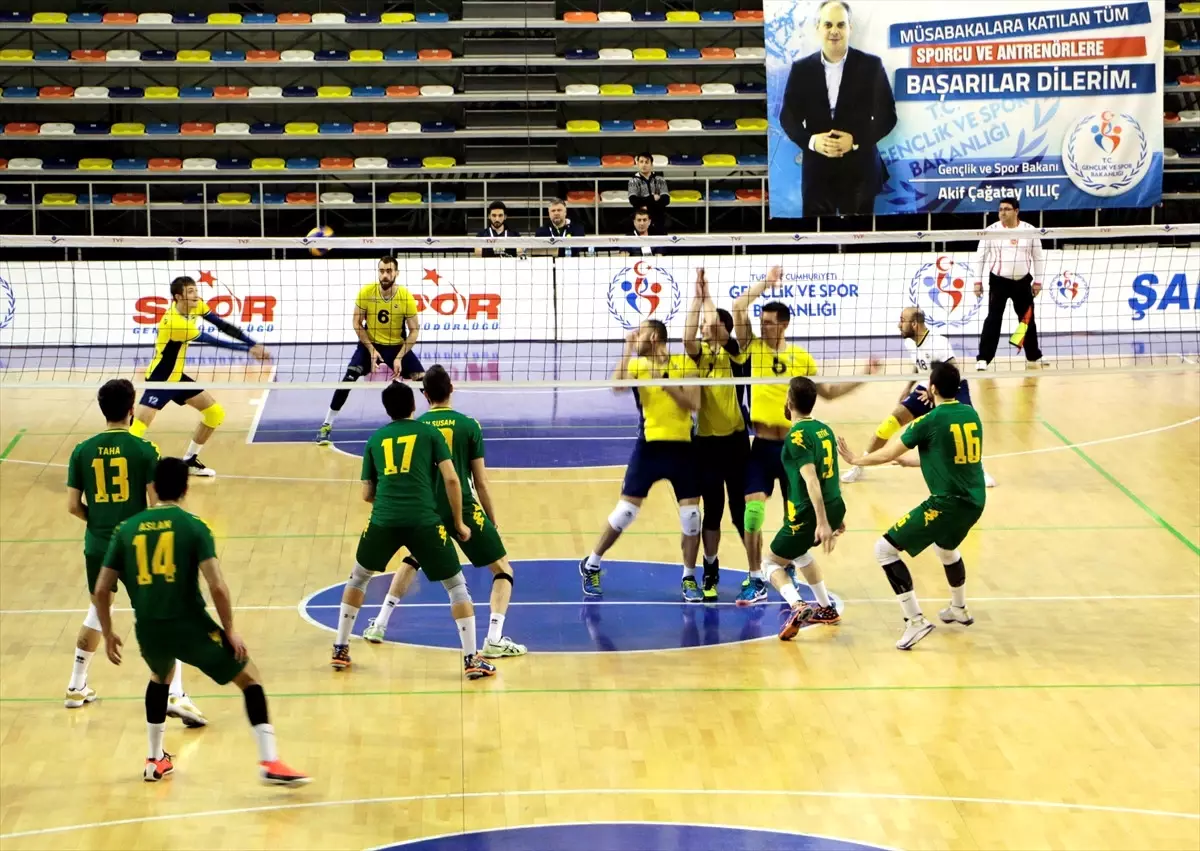 Voleybol: Efeler Ligi