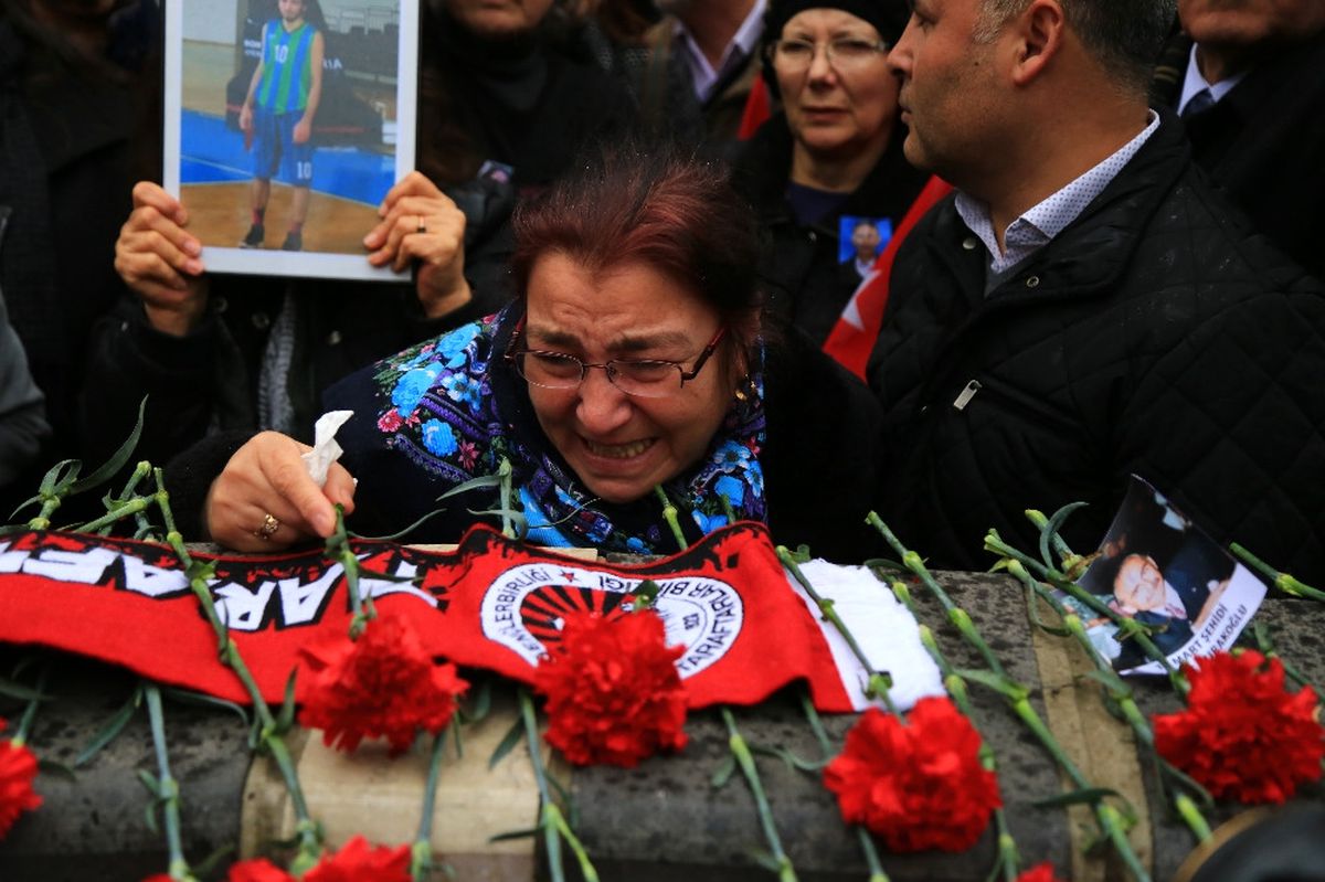36 Terör Kurbanı Gözyaşları Arasında Anıldı