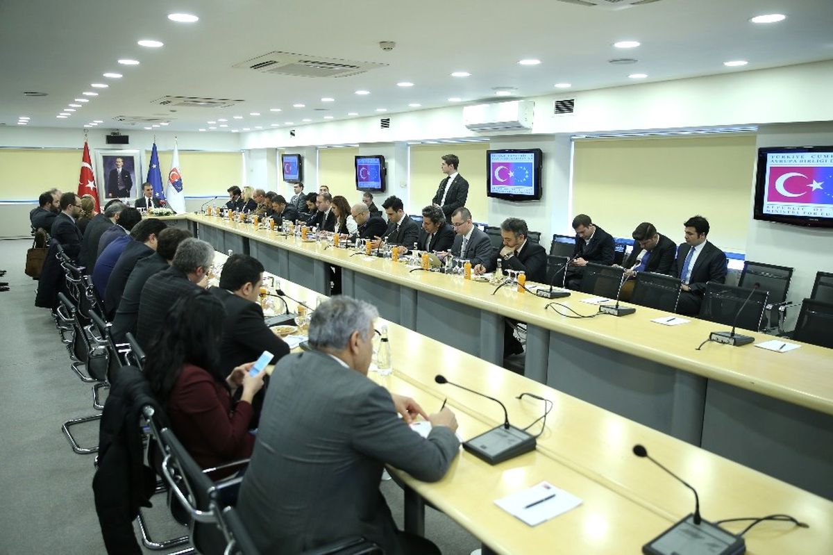 Bakan Çelik: "Bu Hollanda Hükümetinin Yanına Kalmayacak"