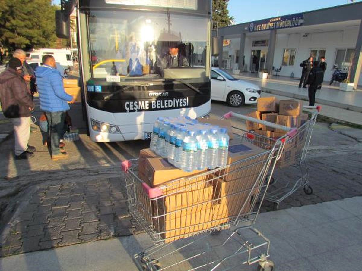 Çeşme\'de 35 Kaçak Yakalandı