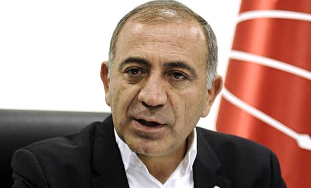 CHP\'li Tekin\'den Hollanda Krizi Yorumu: Bir Taraftan Sözde Kavga, Diğer Taraftan Oy Hesabı