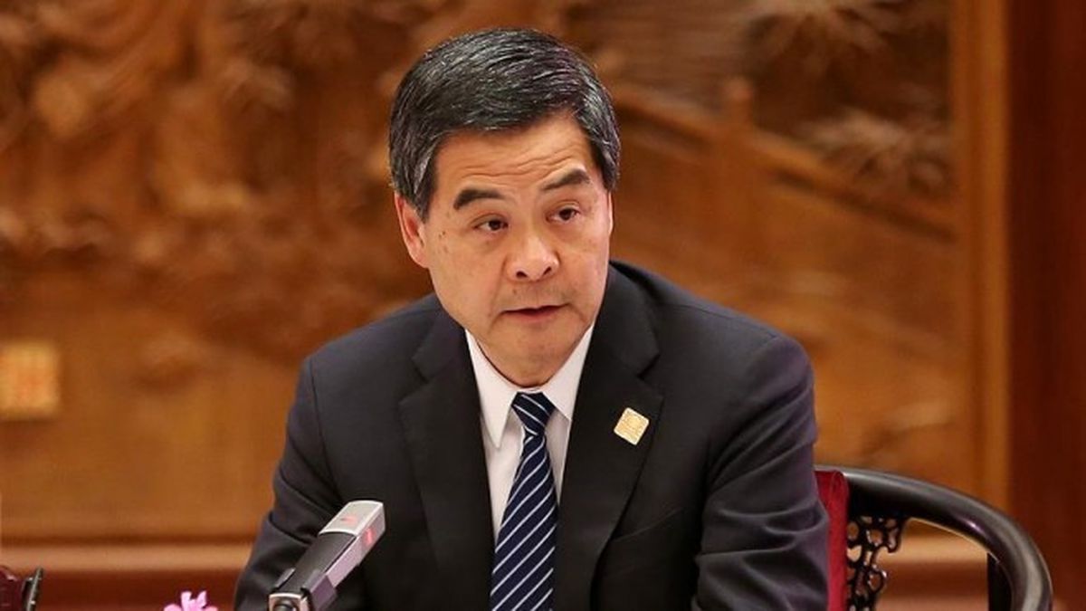 Çin\'den Hong Kong Lideri Leung\'a Yeni Görev