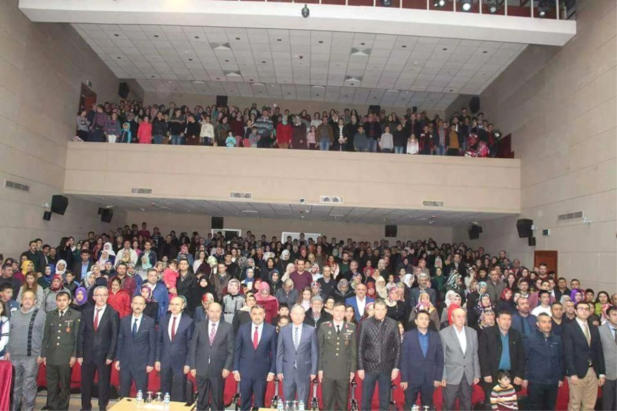 Develi\'de Şair Mehmet Akif Ersoy İçin Anma Töreni Düzenlendi