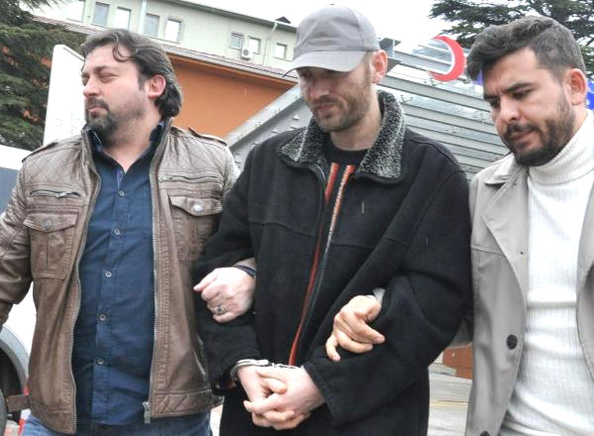 Dj, Besteci Karaduman\'ı Bıçaklayan Şüphelinin Özrü, Tutuklanmasınını Engelleyemedi (2) - Yeniden