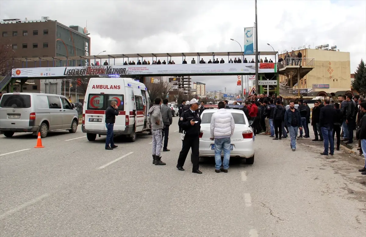 Gaziantep\'te Otomobilin Çarptığı Çocuk Öldü