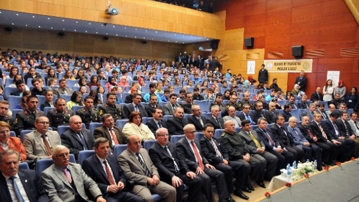 İstiklal Marşı\'nın Kabulü ve Mehmet Akif Ersoy\'u Anma Günü