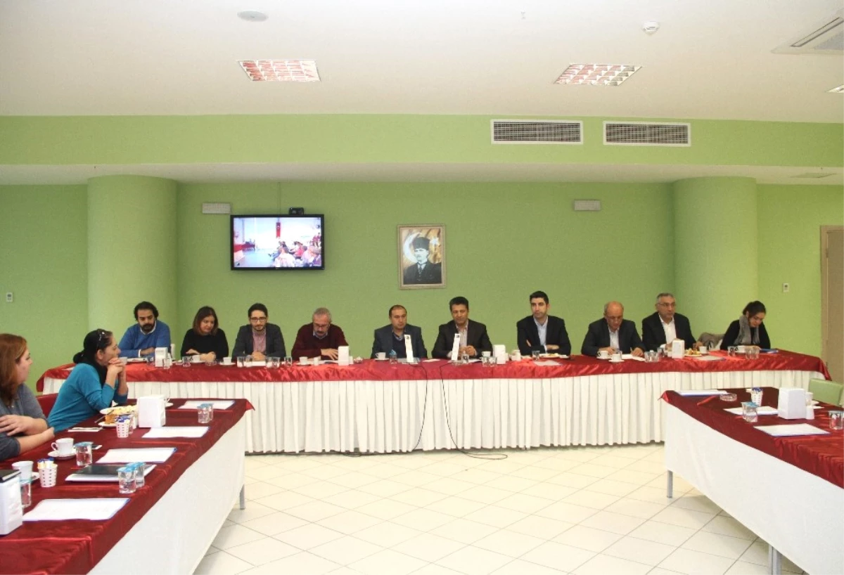 Kartal\'da Mahalle Birim Başkanları ve Meclis Üyeleri Toplantısı Yapıldı
