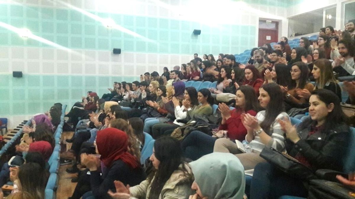 Kütahya Sosyal Bilimler Lisesi İngilizceyi Sahneye Taşıdı