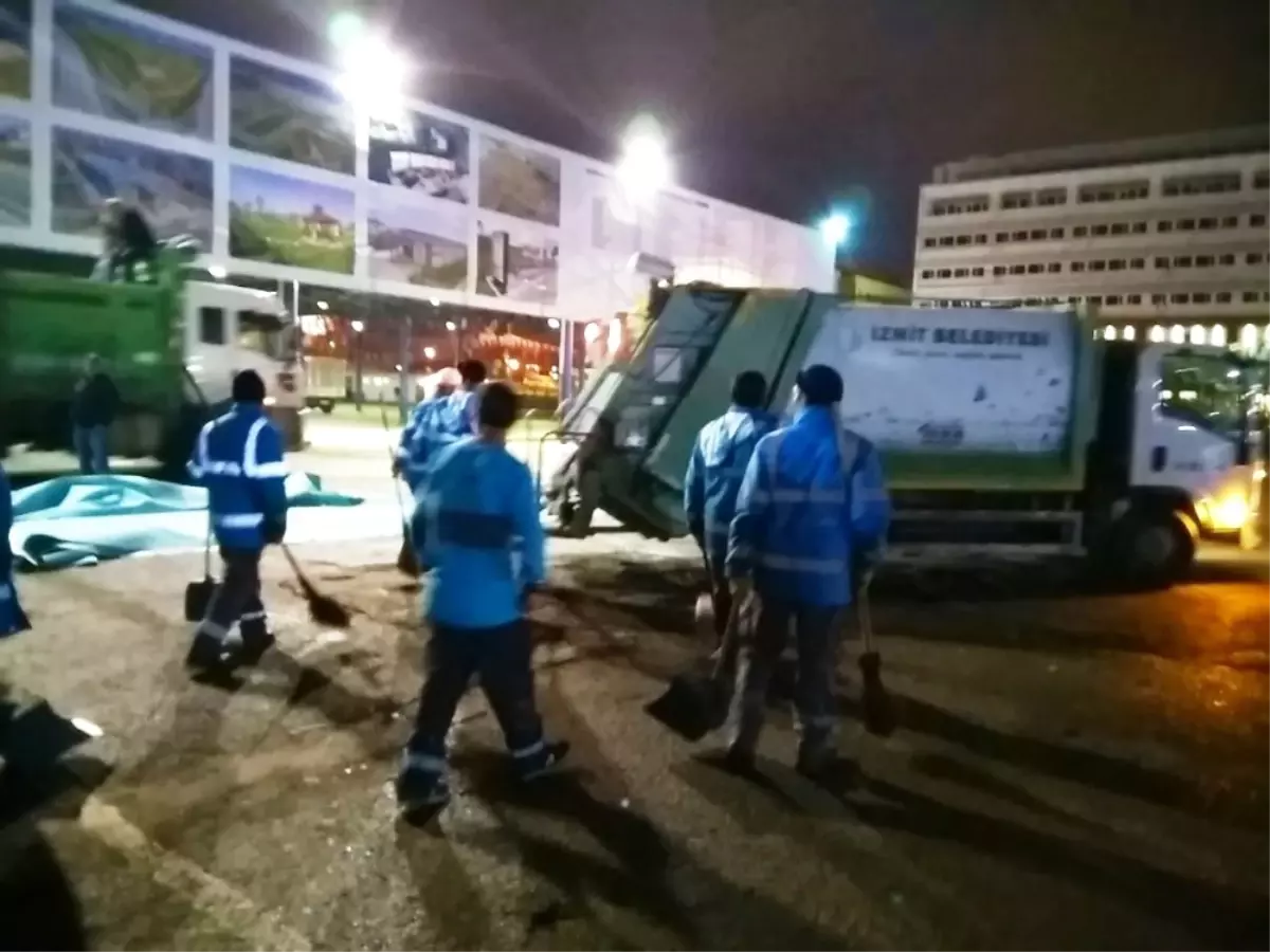 Miting Alanı Belediye Ekiplerince Temizlendi