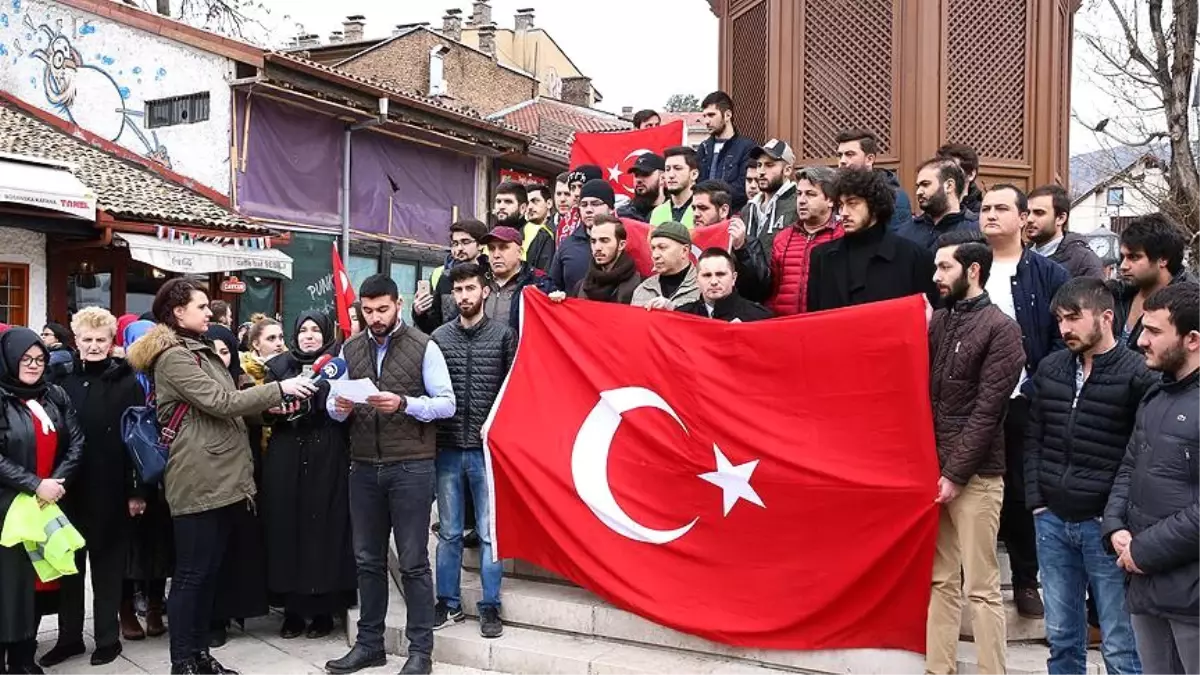 Saraybosna\'da Hollanda\'nın Skandal Tavrına Tepki