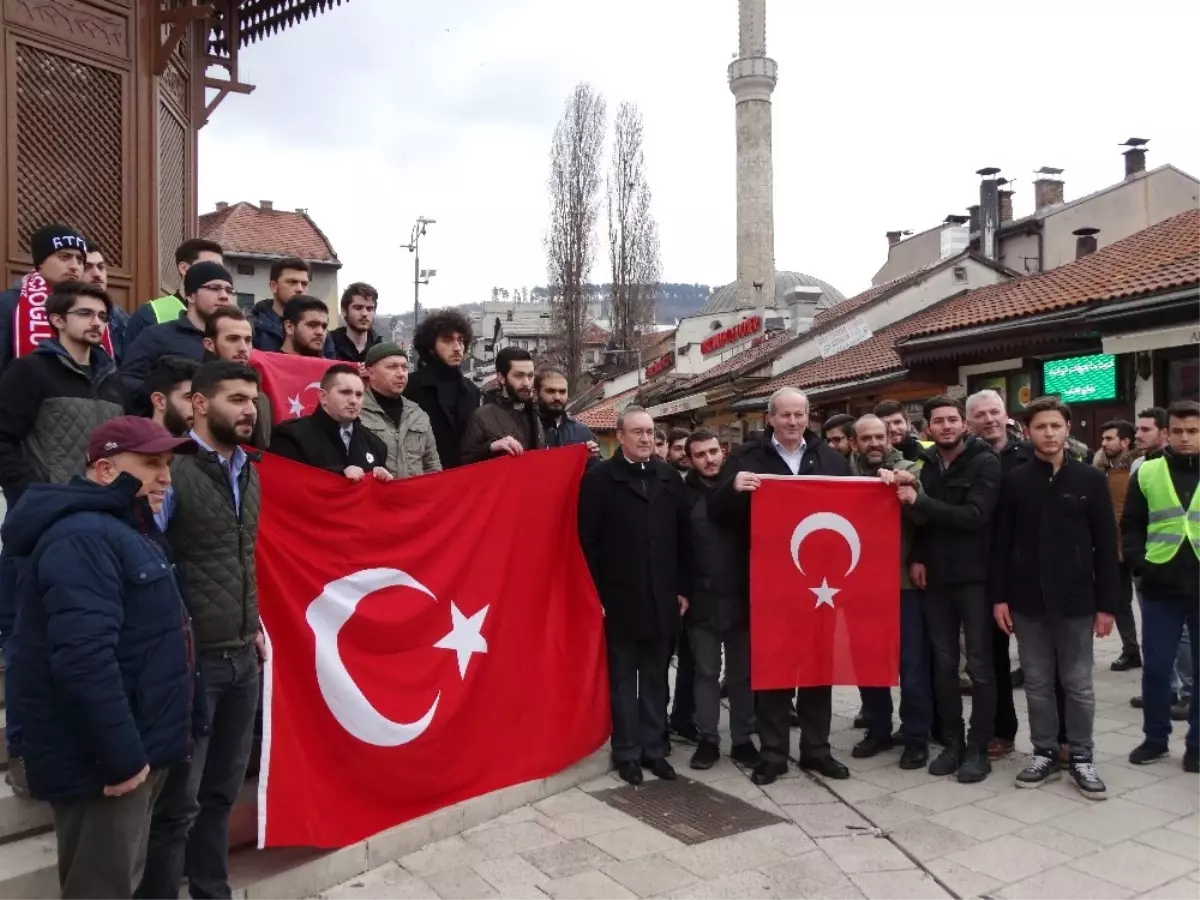 Saraybosna\'da Türk ve Boşnak Gençlerden Hollanda\'ya Tepki