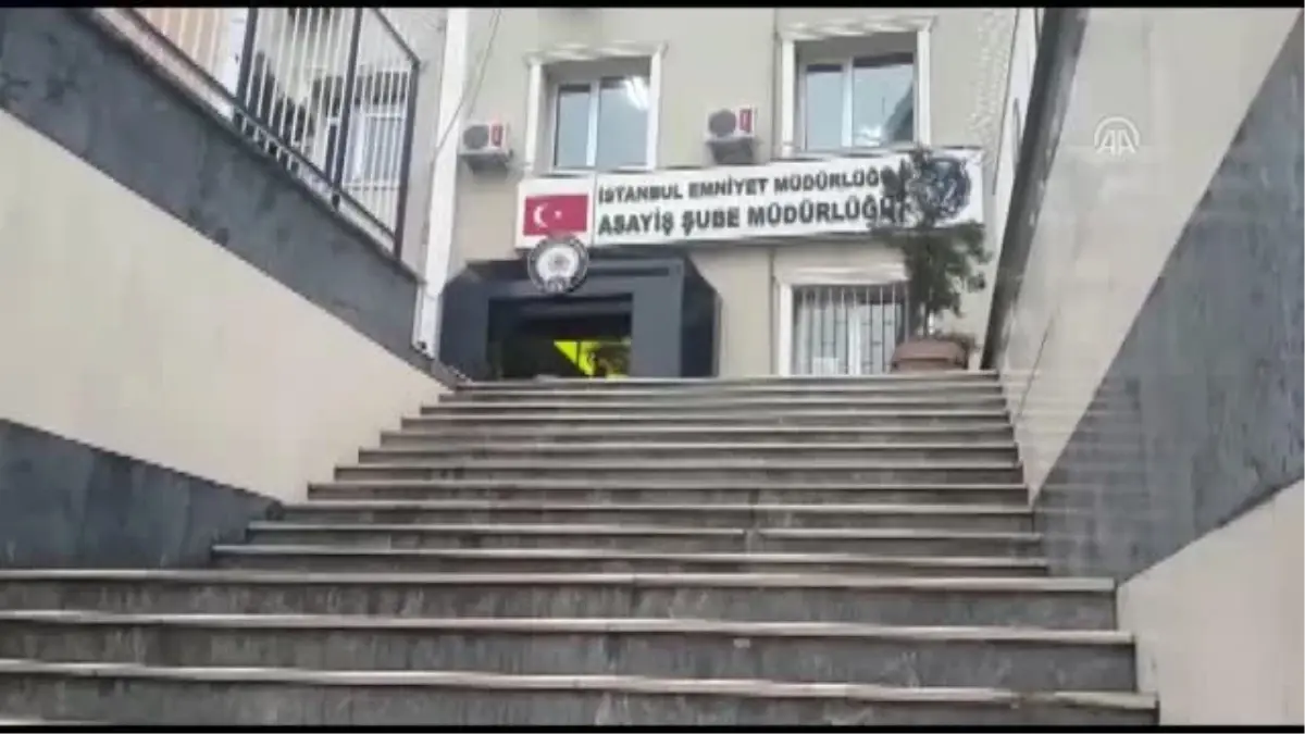 Şişli\'deki Cinayet - Gözaltına Alınan Zanlı Adliyeye Sevk Edildi - Istanbul