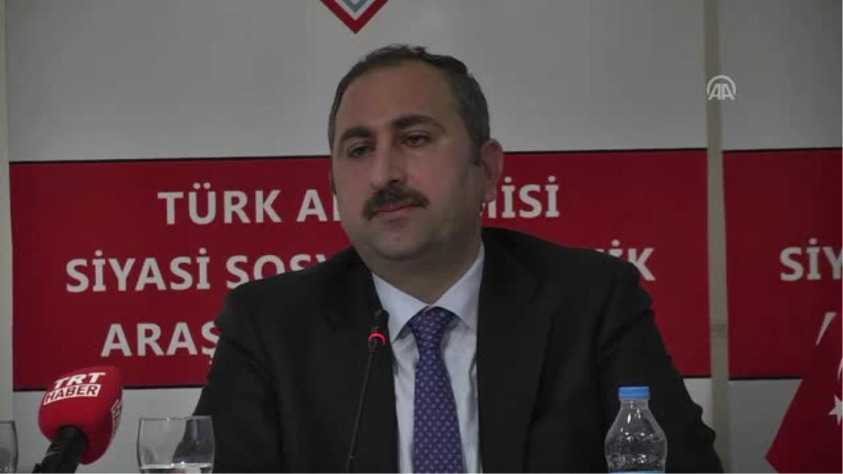 Tasav\'dan "Cumhurbaşkanlığı Sistemi" Paneli - Abdülhamit Gül (1)