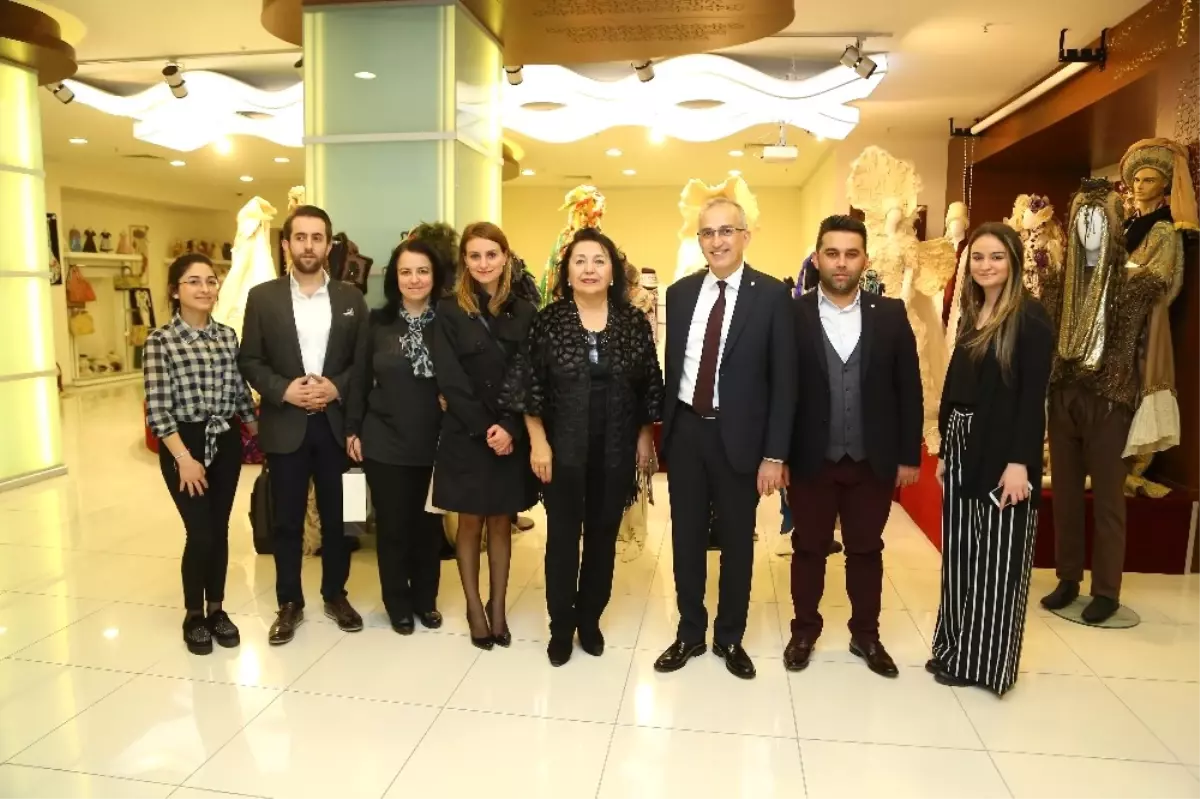 Tigsiad Başkanı Özhamaratlı: \'İç Giyim Modasında Tasarımcıların Yolu Açık\'