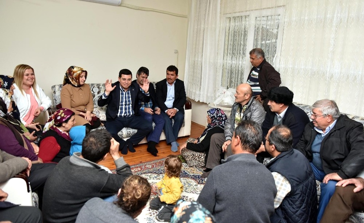 Tütüncü\'den Habibler Mahallesi\'ne Tapu Müjdesi