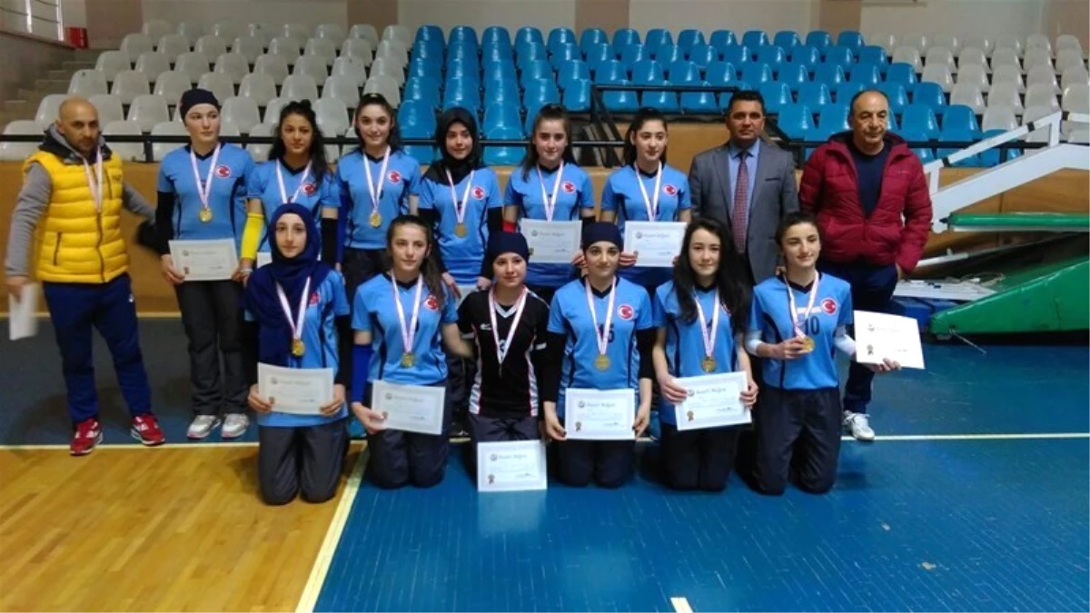 Voleybol Müsabakaları Tamamlandı