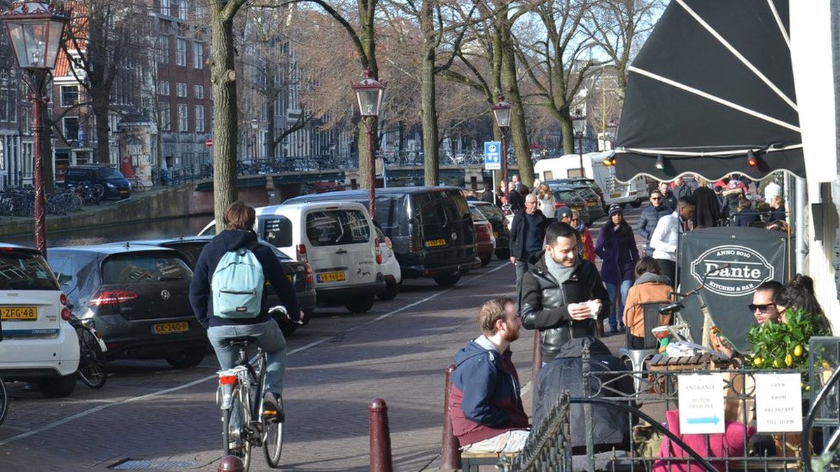 Amsterdam\'da Yaşayan Türkler Hollanda ile Krize Ne Diyor?