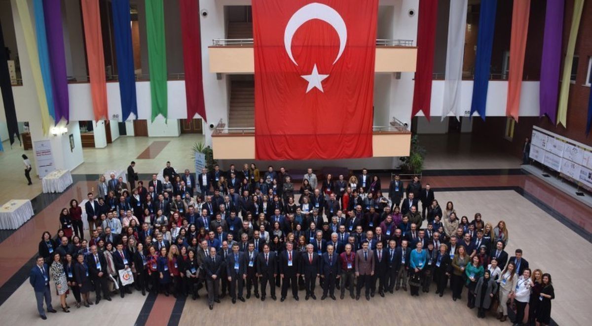 Anadolu Üniversitesi Açıköğretim Fakültesi Büroları Hizmetiçi Eğitim Toplantıları" Başladı