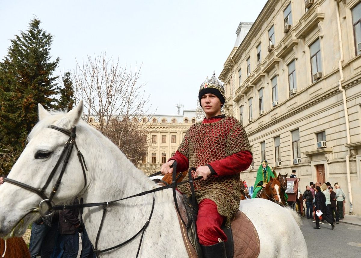 Azerbaycan\'da Nevruz Kutlamaları Başladı
